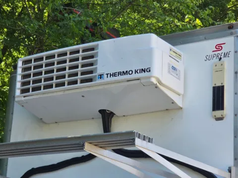 Photos of 2022 Ford F-650SD  Thermo King V-520 Max 18ft Box w/Liftgate for sale in Concord, NC at Carolina Auto Warehouse