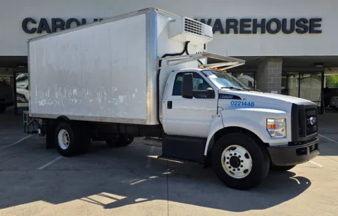 Photos of 2022 Ford F-650SD  Thermo King V-520 Max 18ft Box w/Liftgate for sale in Concord, NC at Carolina Auto Warehouse