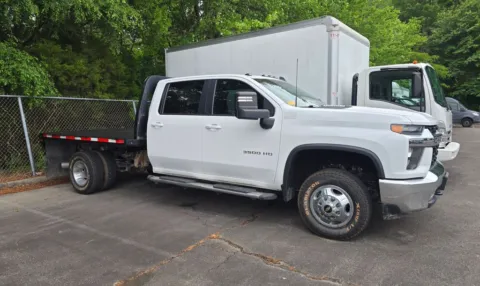 White 2023 Chevrolet Silverado 3500HD LT 6.6l Turbo Diesel 9.5ft Flatbed for sale in Concord, NC