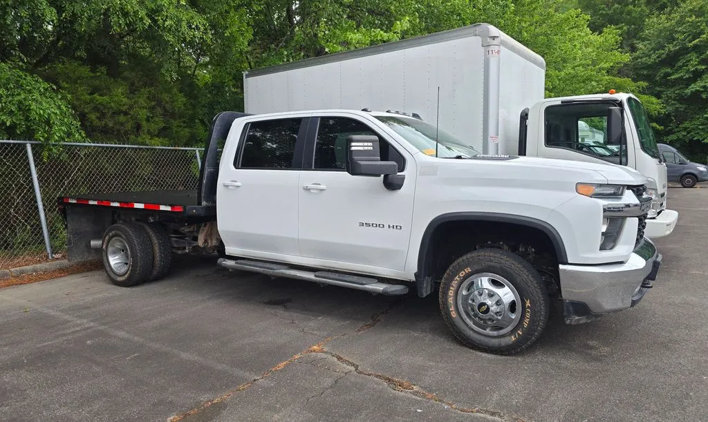 2023 Chevrolet Silverado 3500HD LT 6.6l Turbo Diesel 9.5ft Flatbed for sale in Concord, NC
