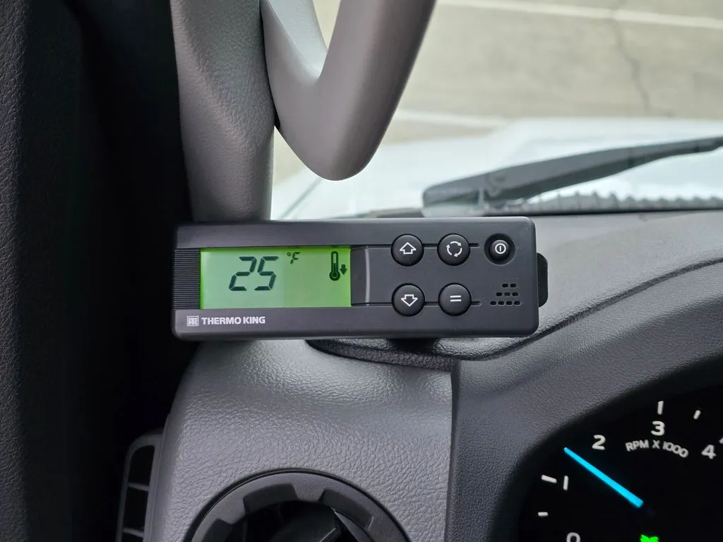 Ford E-350SD photo 12