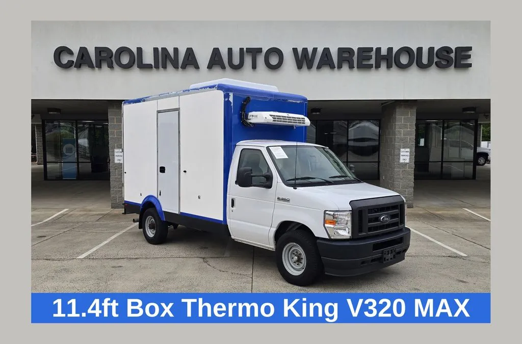 2023 Ford E-Series SRW E-350 Super Duty 138 in WB's photo