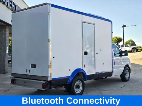 More photos of 2023 Ford E-350SD Cutaway 12.4ft Reefer Box Truck at Carolina Auto Warehouse, NC
