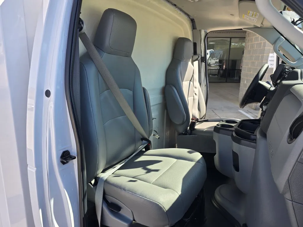 2023 Ford E-Series Cutaway Base - Photo 43