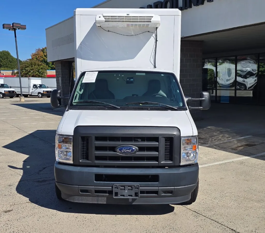 2023 Ford E-Series Cutaway Base - Photo 13