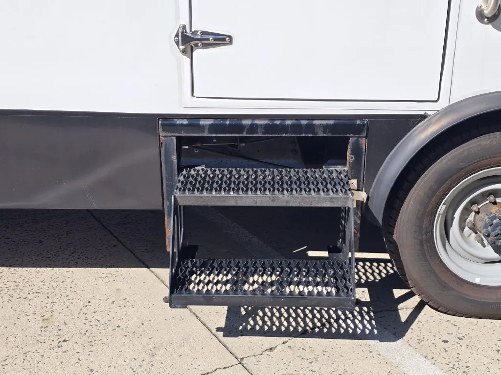 2023 Ford E-Series Cutaway Base - Photo 30