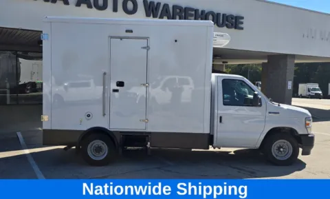More photos of 2023 Ford E-350SD Cutaway 11.4ft Reefer Box Truck at Carolina Auto Warehouse, NC