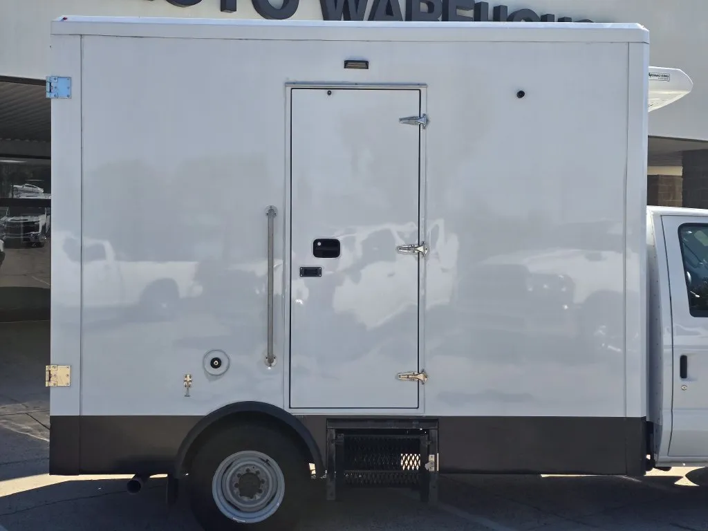 2023 Ford E-Series Cutaway Base - Photo 21