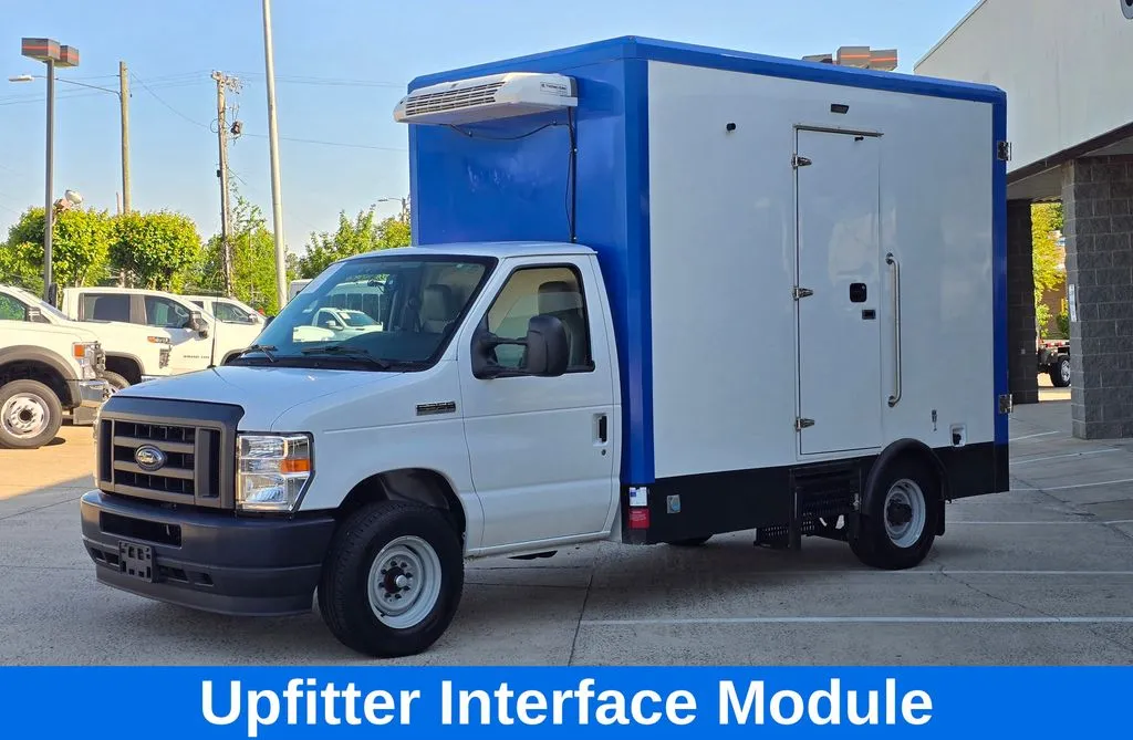 Ford E-350SD photo 9