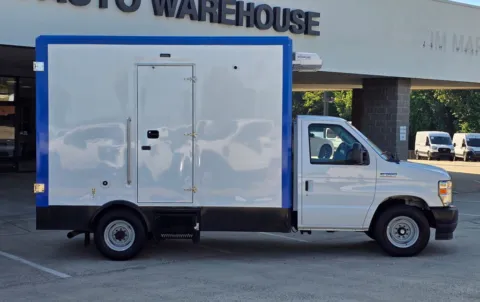 More photos of 2023 Ford E-350SD  Cutaway 11.4ft Reefer Box Truck at Carolina Auto Warehouse, NC