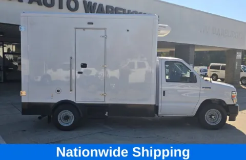 More photos of 2023 Ford E-350SD Cutaway 11.4ft Reefer Box Truck at Carolina Auto Warehouse, NC