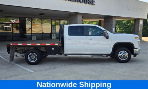 More photos of 2023 Chevrolet Silverado 3500HD LT 9.5ft Flatbed Duramax 6.6l Turbo Diesel at Carolina Auto Warehouse, NC
