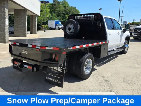 More photos of 2023 Chevrolet Silverado 3500HD LT 9.5ft Flatbed Duramax 6.6l Turbo Diesel at Carolina Auto Warehouse, NC