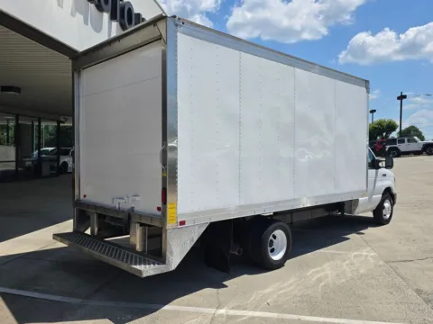 More photos of 2023 Ford E-350SD  Cutaway DRW 16ft Box w/Step-Up Bumper at Carolina Auto Warehouse, NC