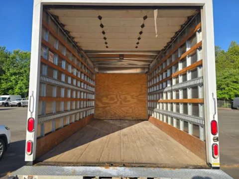 More photos of 2022 Isuzu NPR XD DRW Diesel16ft Box w/Tuck-Under Liftgate at Carolina Auto Warehouse, NC