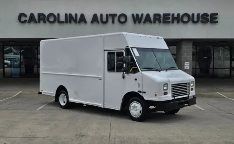 Unknown 2022 Freightliner MT45  14ft W/Shelves and Roll-Up Door for sale in Concord, NC