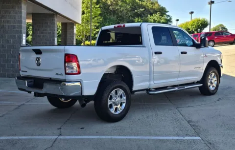 More photos of 2023 Ram 2500 Big Horn Crew Cab Cummins 6.7L I6 Turbodiesel at Carolina Auto Warehouse, NC