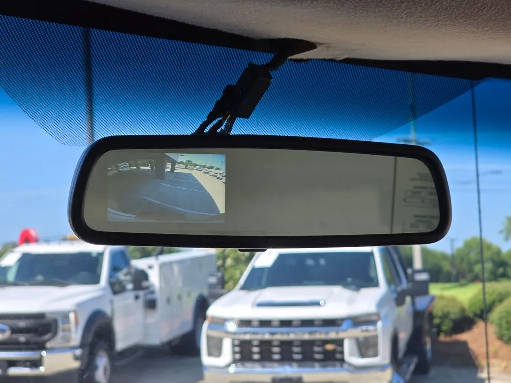GMC Savana photo 29