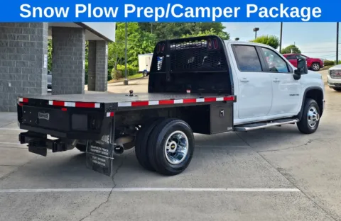 More photos of 2023 Chevrolet Silverado 3500HD LT 9.5ft Flatbed 6.6l Turbo Diesel at Carolina Auto Warehouse, NC