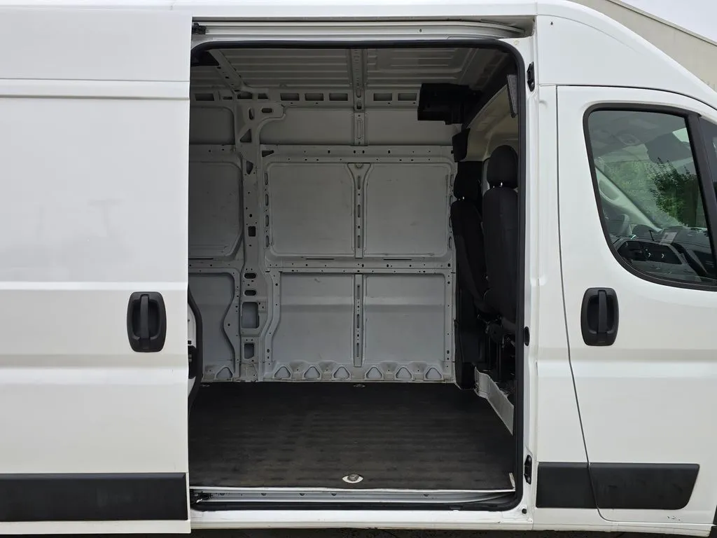 Ram ProMaster 2500 photo 16