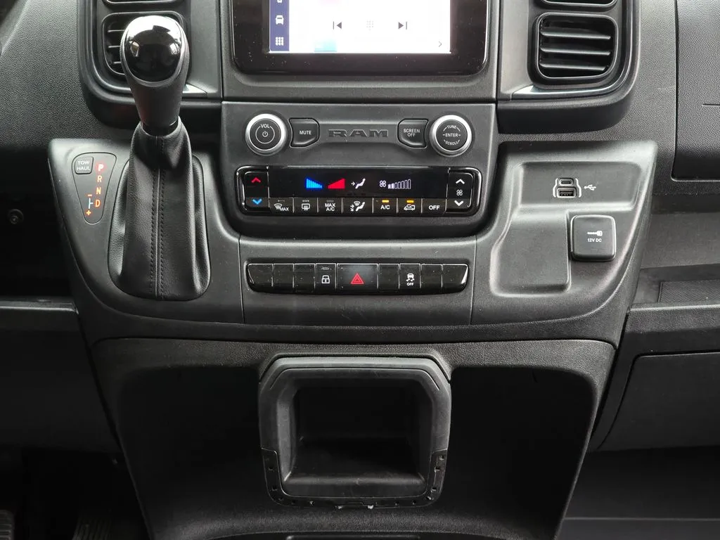 Ram ProMaster 2500 photo 30