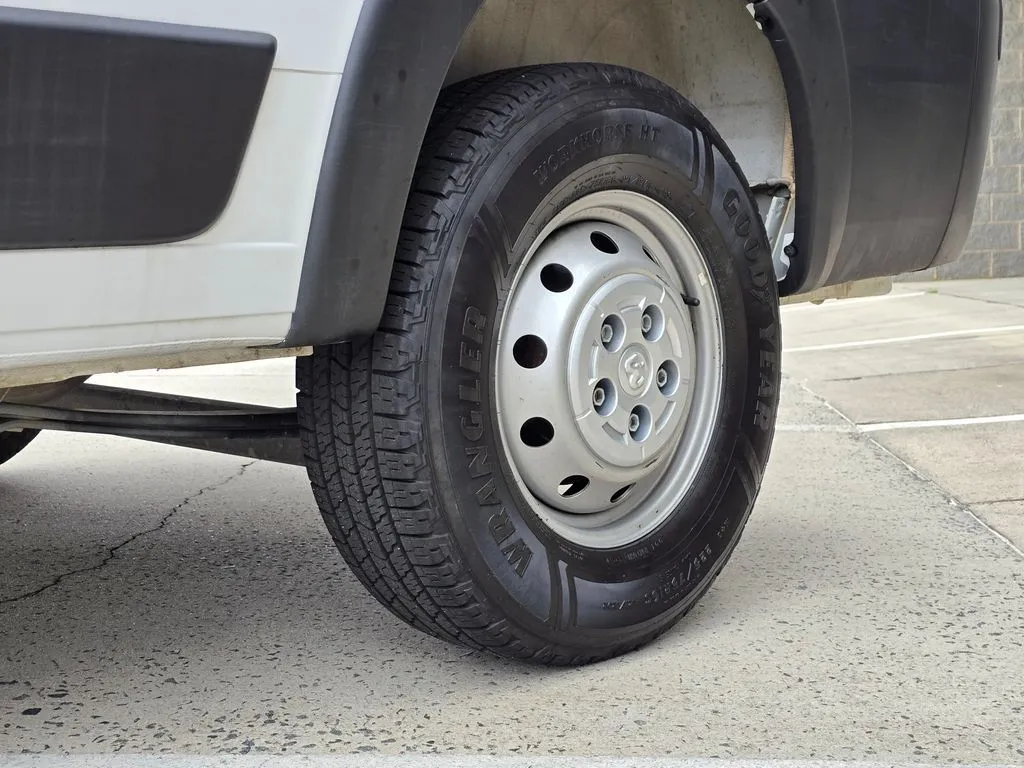 Ram ProMaster 2500 photo 40