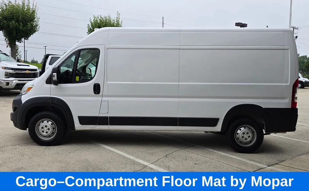 Ram ProMaster 2500 photo 8