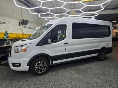 White 2022 Ford Transit-350 XLT Medium Roof 15-Passenger w/3.5L Eco-Boost V6 for sale in Concord, NC