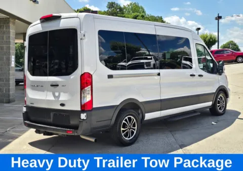 More photos of 2022 Ford Transit-350 XLT Medium Roof 15-Passenger w/3.5L Eco-Boost V6 at Carolina Auto Warehouse, NC