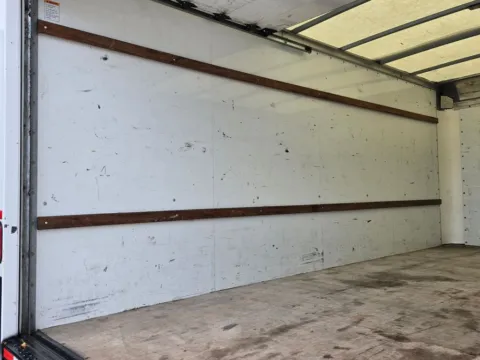 More photos of 2021 GMC Savana 3500 Work Van 16ft Box w/Roll-Up Door at Carolina Auto Warehouse, NC