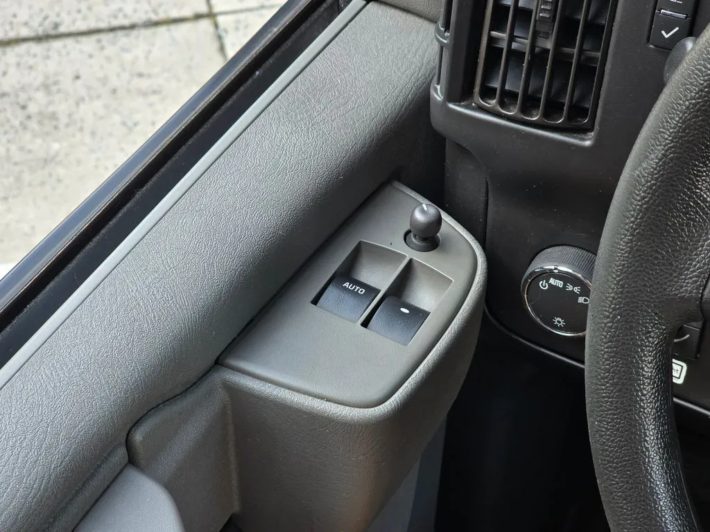 GMC Savana photo 19