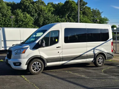 Photos of 2022 Ford Transit-350 XLT Medium Roof 15-Passenger w/3.5L Eco-Boost V6 for sale in Concord, NC at Carolina Auto Warehouse