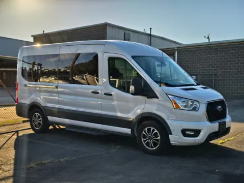 White 2022 Ford Transit-350 XLT Medium Roof 15-Passenger w/3.5L Eco-Boost V6 for sale in Concord, NC