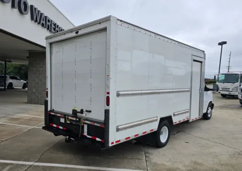 More photos of 2022 GMC Savana 3500 Work Van 16ft Box w/Roll-up Rear & Side Doors w/Shelves at Carolina Auto Warehouse, NC