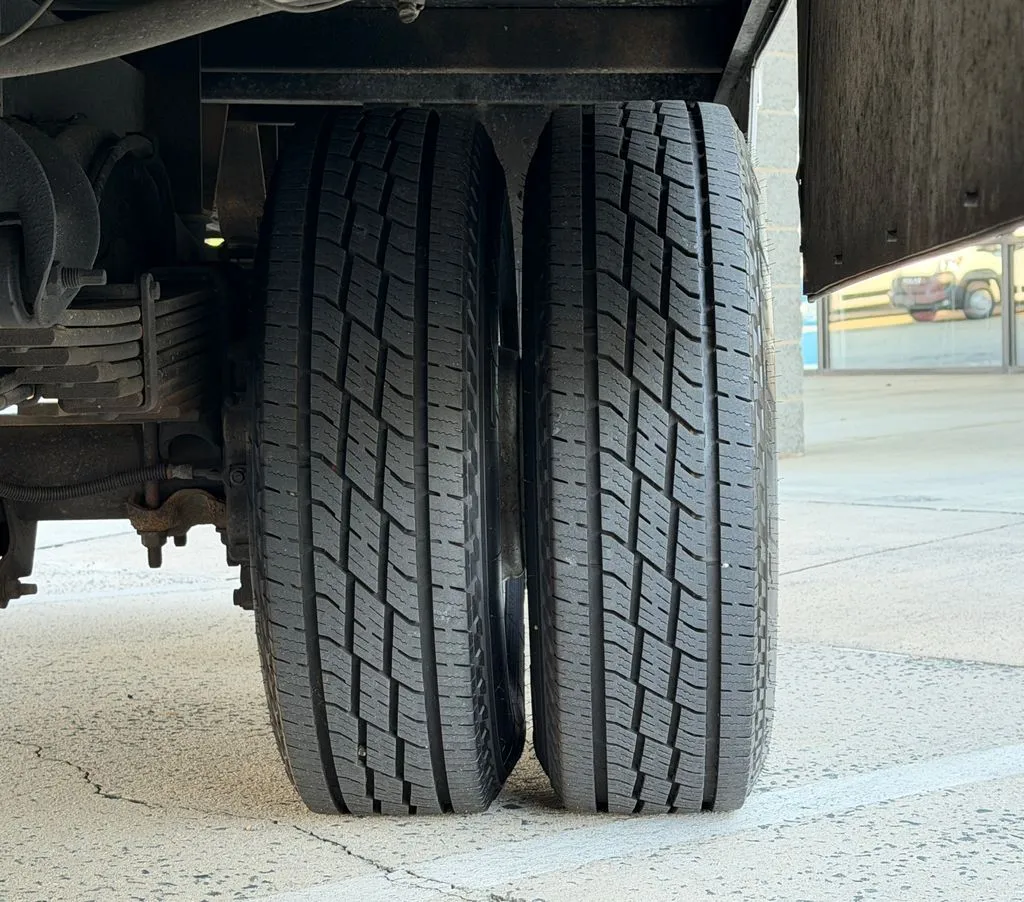GMC Savana photo 34