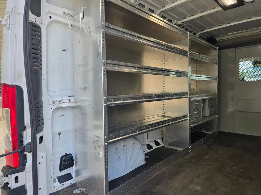 Ram ProMaster 2500 photo 13