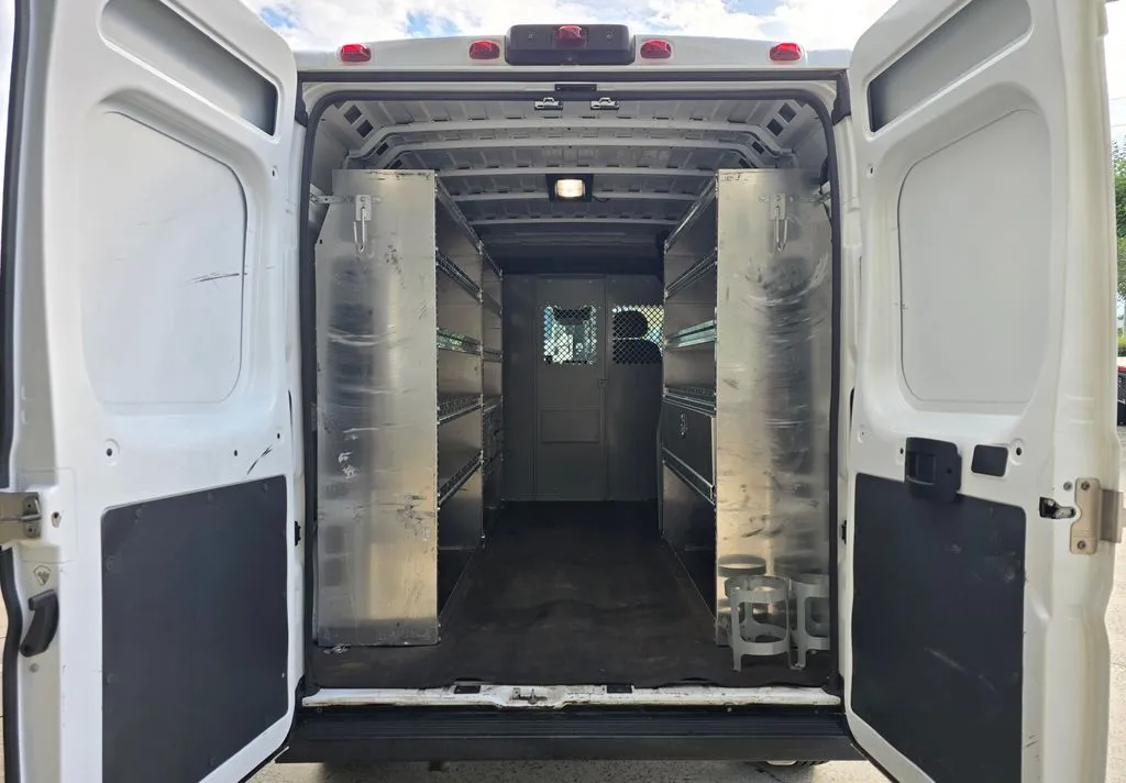 Ram ProMaster 2500 photo 11