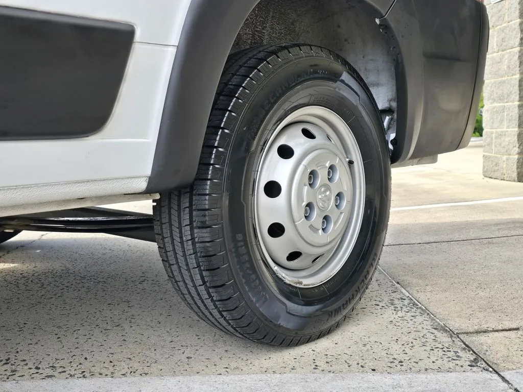 Ram ProMaster 2500 photo 38