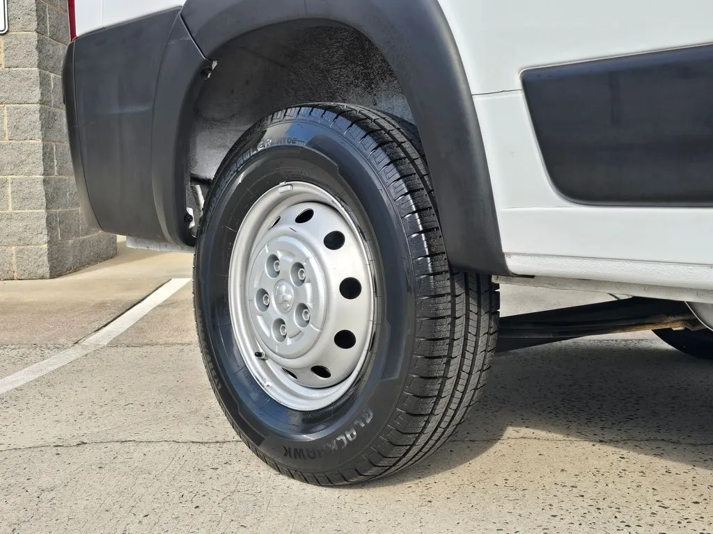 Ram ProMaster 2500 photo 39
