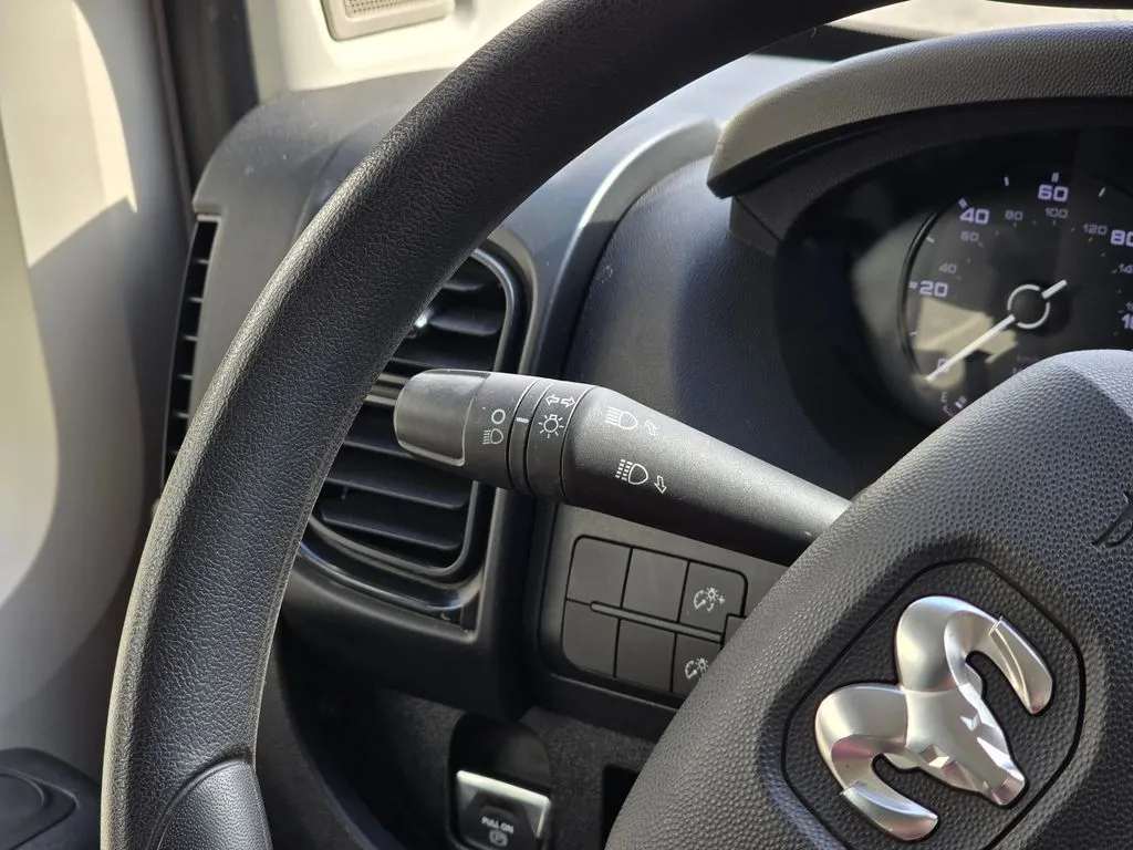 Ram ProMaster 2500 photo 21