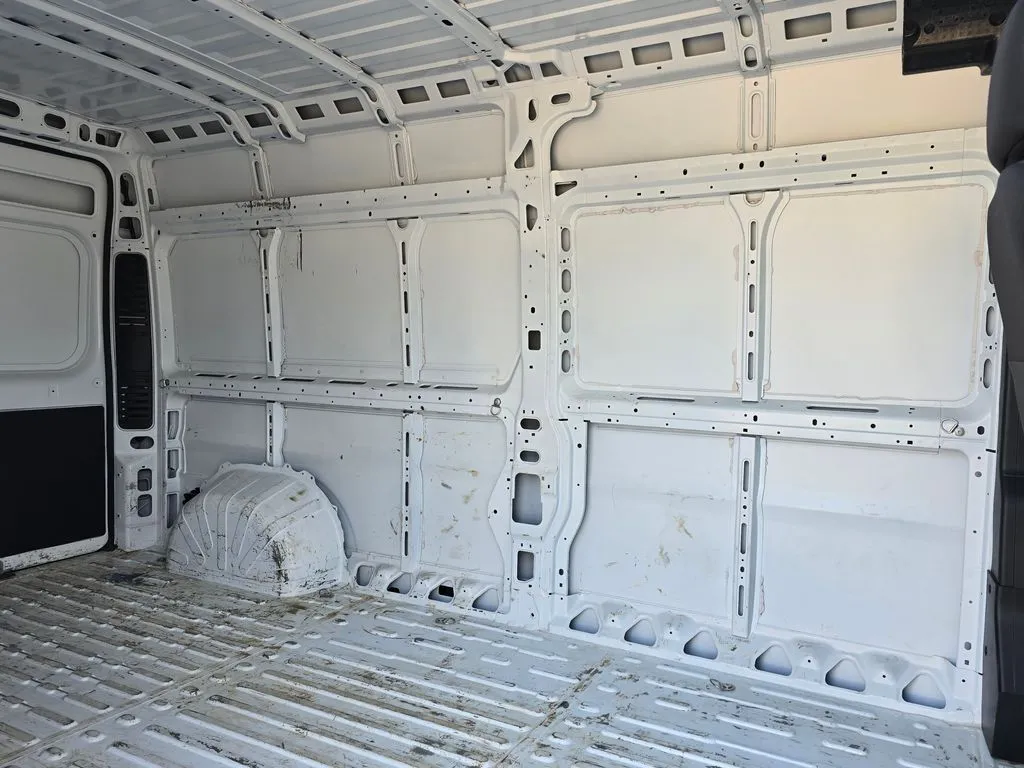 Ram ProMaster 3500 photo 17