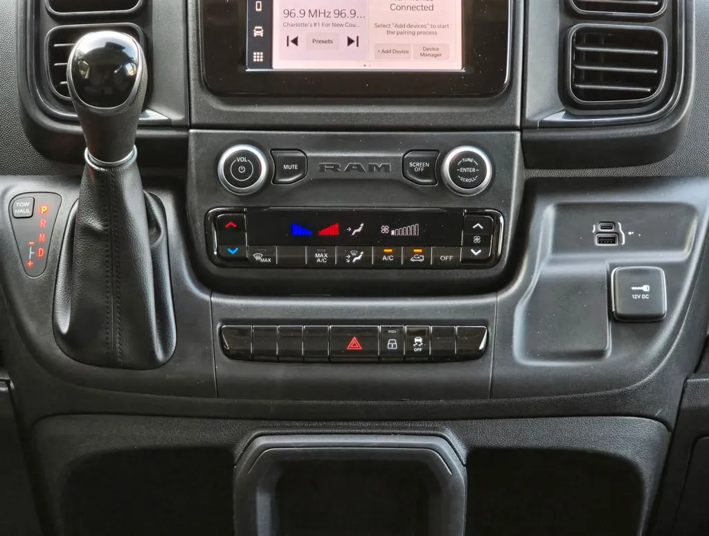 Ram ProMaster 3500 photo 30