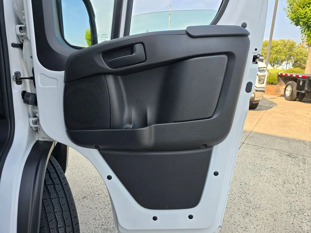 Ram ProMaster 3500 photo 37