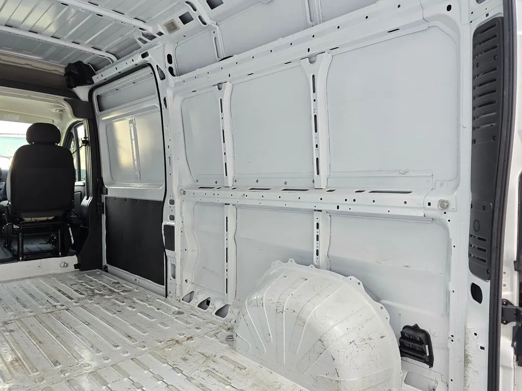 Ram ProMaster 3500 photo 15