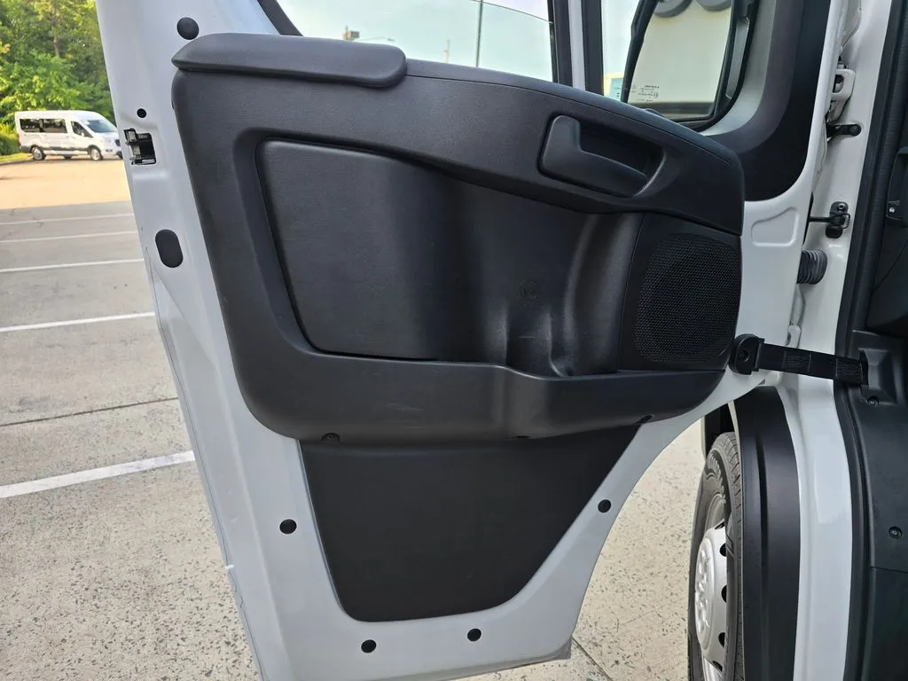 Ram ProMaster 3500 photo 33