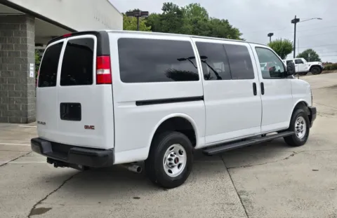 More photos of 2024 GMC Savana 2500 LS 12-Passenger Van at Carolina Auto Warehouse, NC