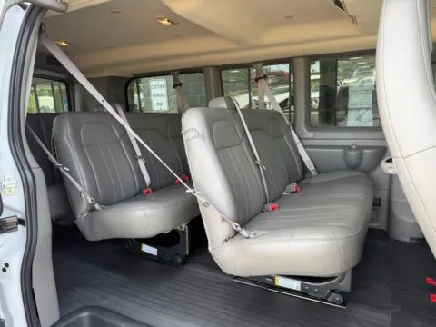 More photos of 2024 GMC Savana 2500 LS 12-Passenger Van at Carolina Auto Warehouse, NC