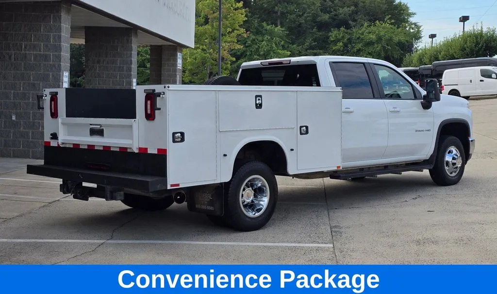 Chevrolet 3500HD photo 5