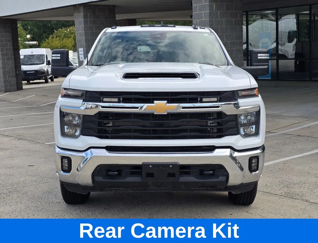 Chevrolet 3500HD photo 10