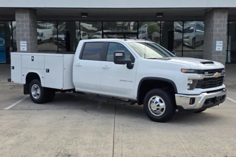 Photos of 2024 Chevrolet Silverado 3500 HD LT for sale in Concord, NC at Carolina Auto Warehouse